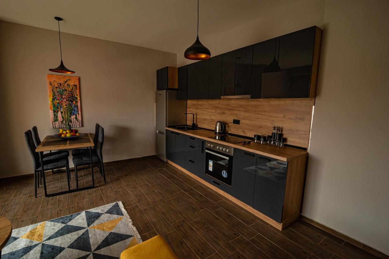 E&S Luxury Suite Apartments Ohrid Exteriör bild