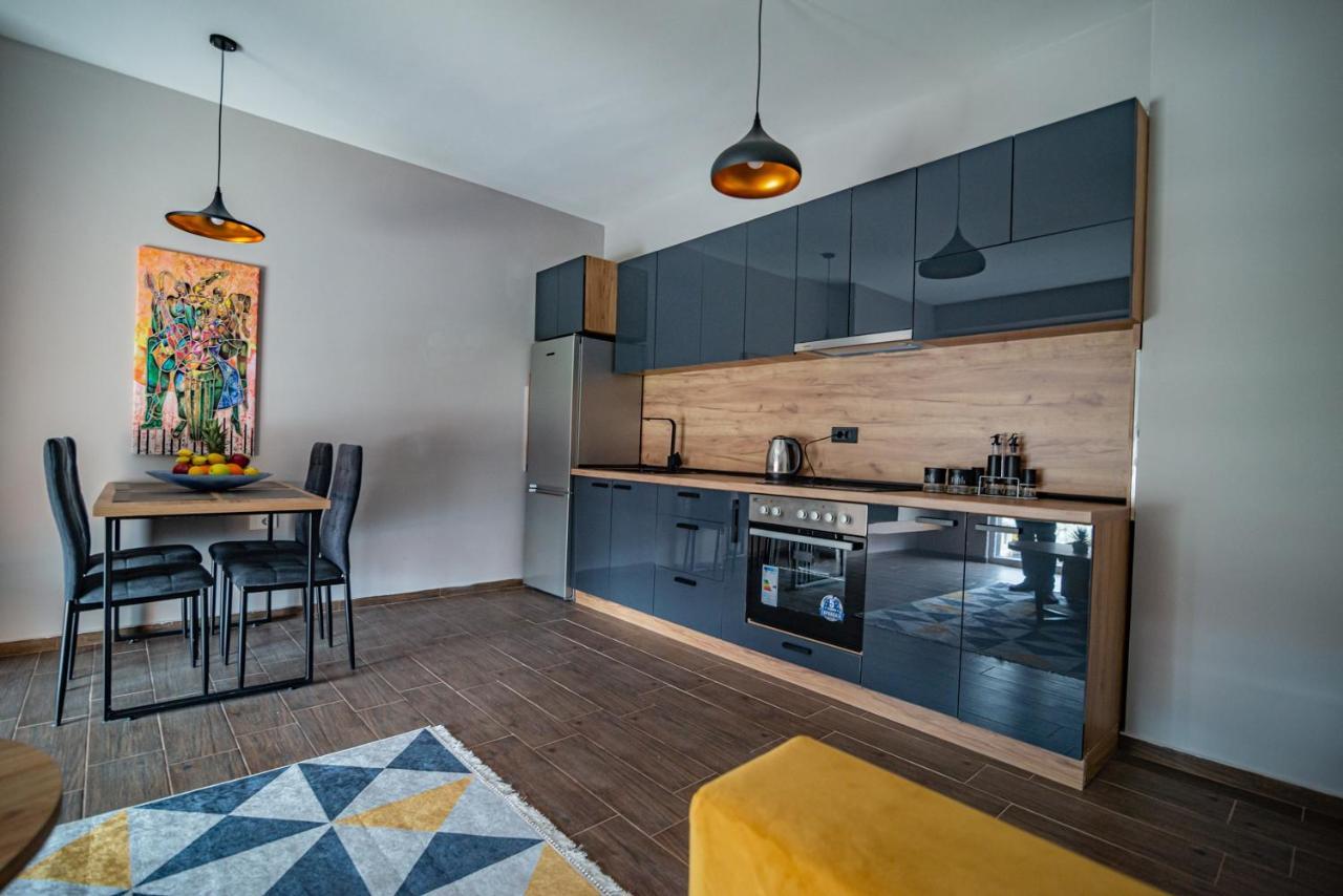 E&S Luxury Suite Apartments Ohrid Exteriör bild